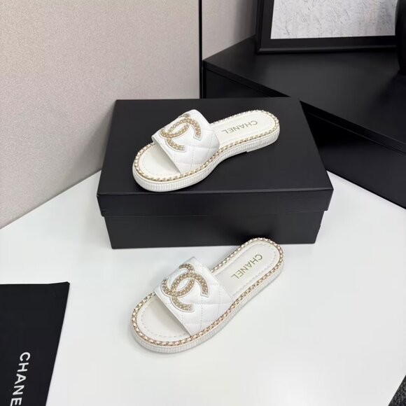 Chanel slippers - Picture 6 of 7